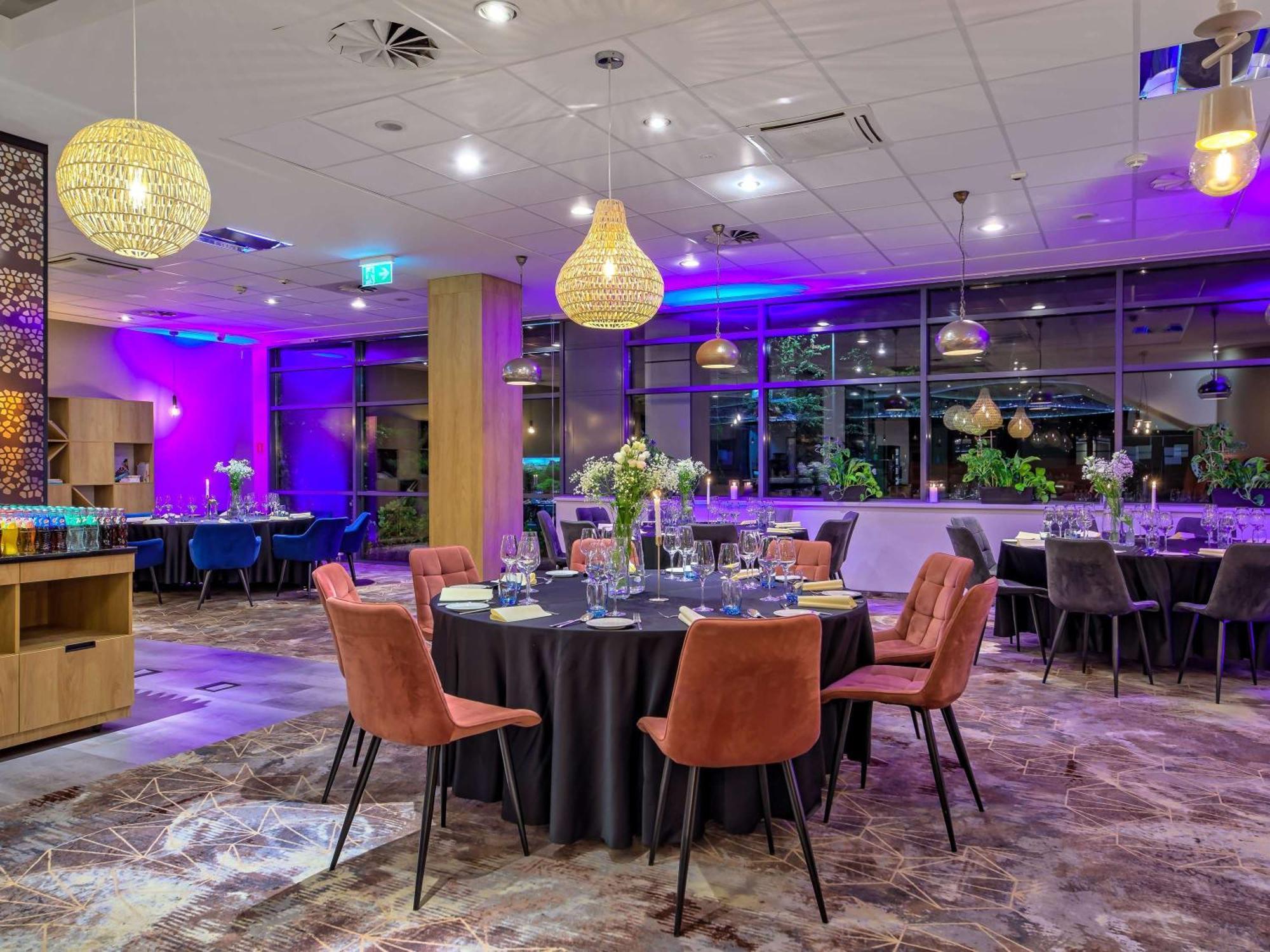 Novotel Centrum Hotel 4*